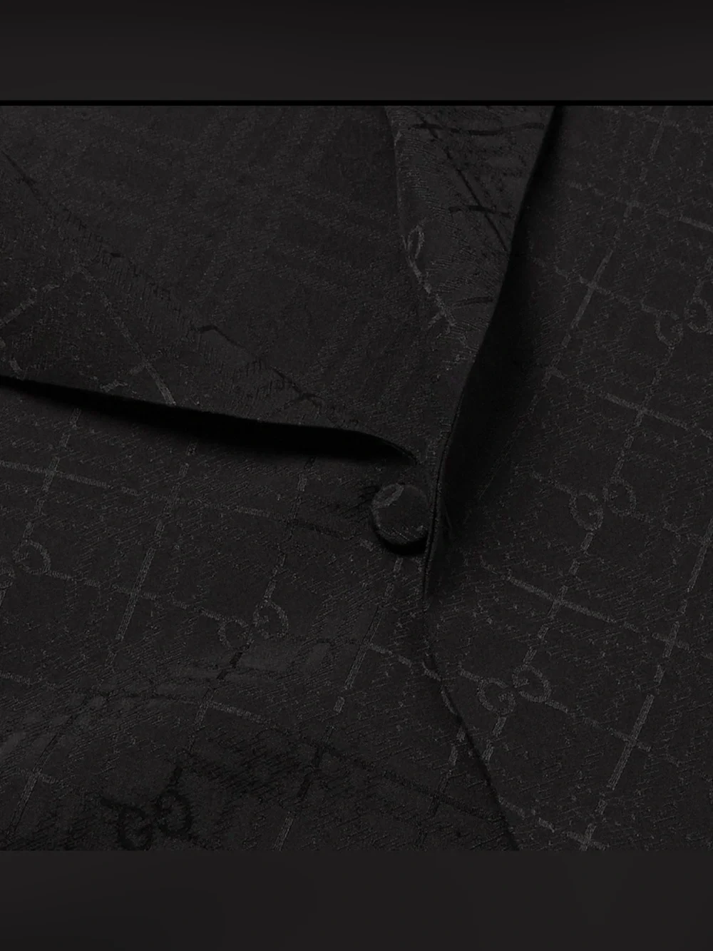 Silk shirt by Gucci
